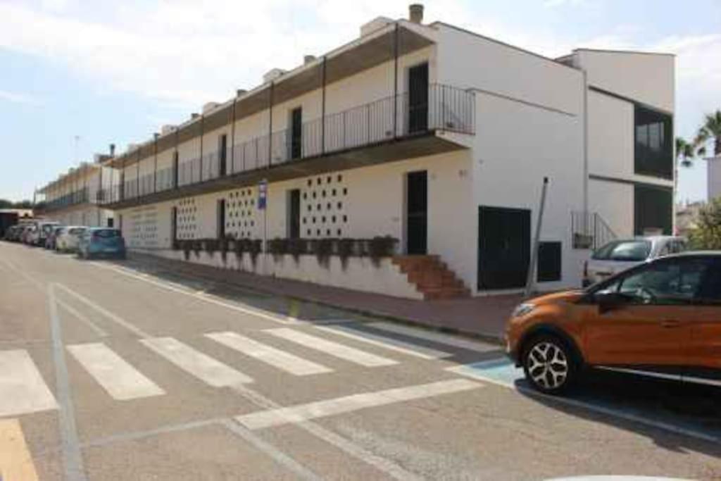 Precioso Apartamento En Complejo Con Piscina Cala' en Bosch Bagian luar foto