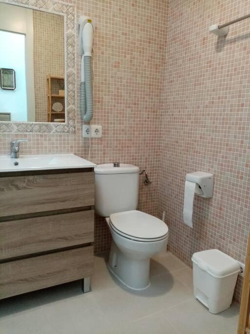 Precioso Apartamento En Complejo Con Piscina Cala' en Bosch Bagian luar foto